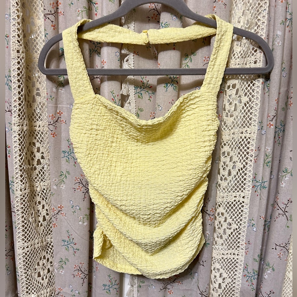 3/$30‎ Lulus Yellow Textured Halter Top Draped Cowl Neck NWT